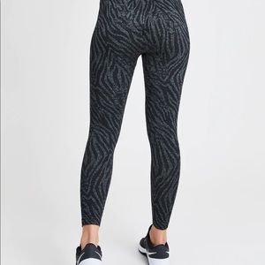 Animal print seamless leggings